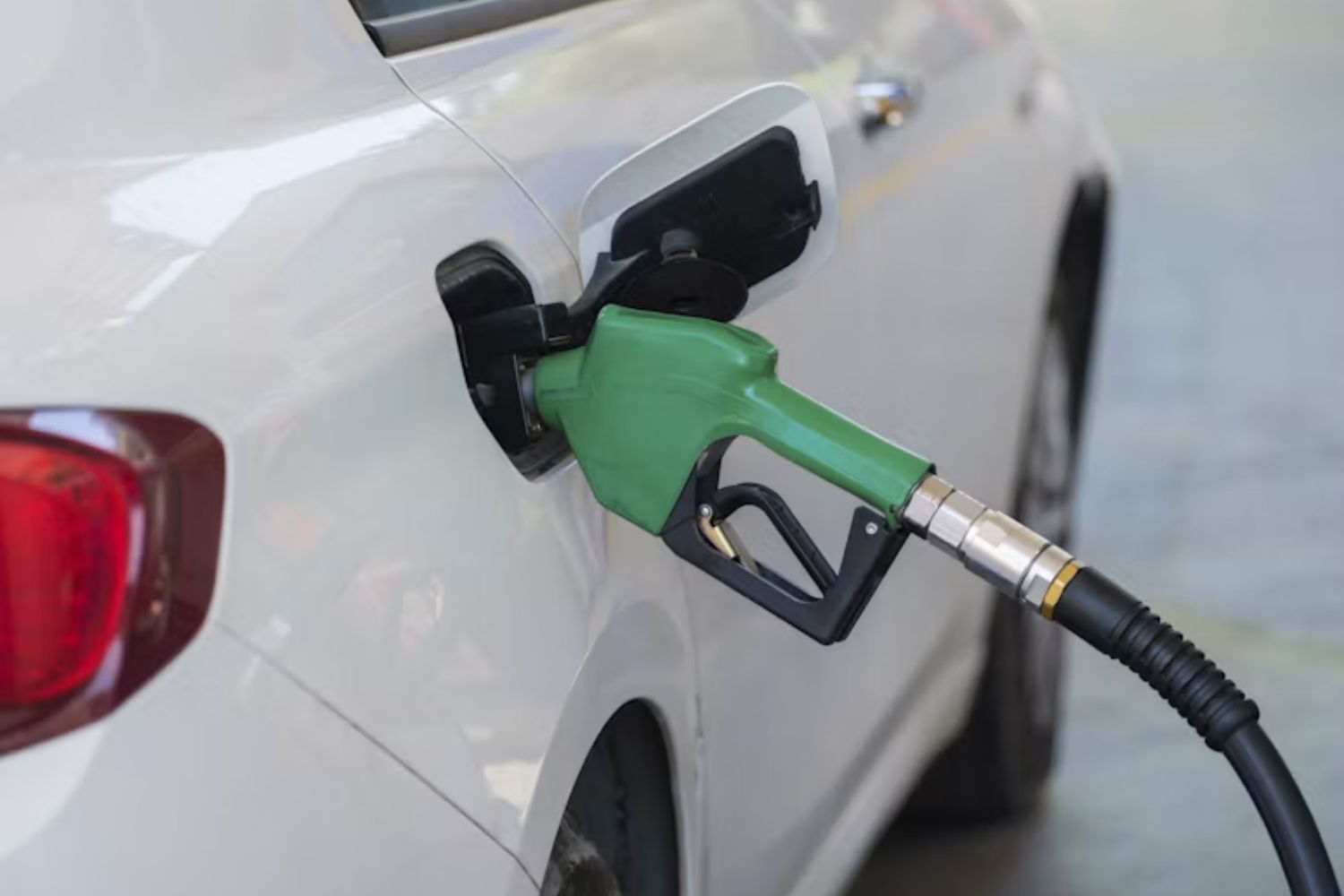 Gasolina E32 em 2026: Consumo e Regra dos 70%